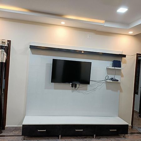 Four Seasons Home Stay Tirupati Ngoại thất bức ảnh