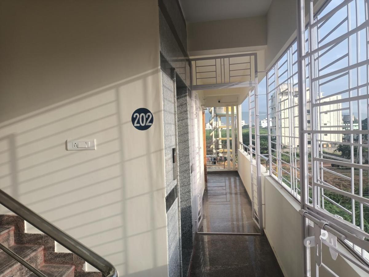 Four Seasons Home Stay Tirupati Ngoại thất bức ảnh