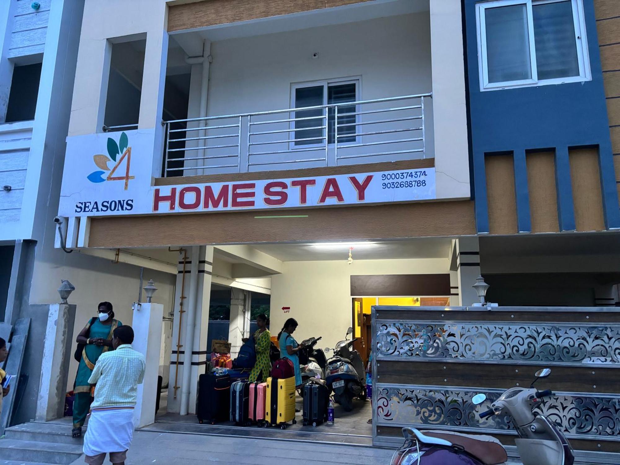 Four Seasons Home Stay Tirupati Ngoại thất bức ảnh